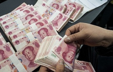 Lần đầu tiên NDT vượt USD trở thành đồng tiền được Trung Quốc dùng nhiều nhất trong giao dịch xuyên biên giới