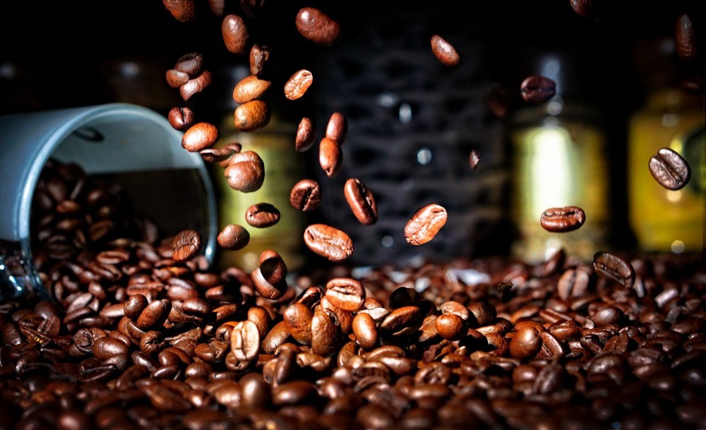 Giá cà phê hôm nay 26/5: Tăng sốc, giá cà phê nhân xô có lúc lên tới 64.000 đồng/kg