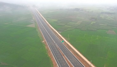 Sau thời gian ngắn đi vào khai thác hơn 1.000 ô tô chạy quá tốc độ trên cao tốc Mai Sơn - QL45