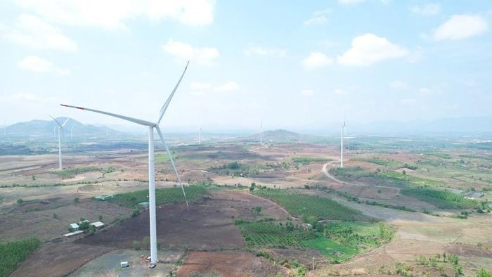Chủ đầu tư vận hành thử nghiệm điện gió bất chấp yêu cầu của huyện Chư Pứh. Ảnh: LK