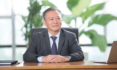 Ông Phan Đình Tuệ thôi giữ chức Phó Tổng giám đốc Sacombank