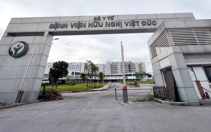 Bệnh viện Hữu Nghị Việt Đức cơ sở 2 ở Hà Nam bỏ hoang nhiều năm nay/ https://kinhtexaydung.petrotimes.vn