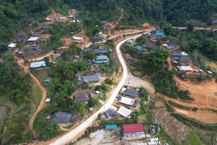 Bản Ché Lầu (thuộc xã Na Mèo, huyện Quan Sơn) là nơi còn nhiều hộ nghèo, hộ cận nghèo cần được hỗ trợ xây sửa nhà ở. Ảnh: Đại Đoàn Kết