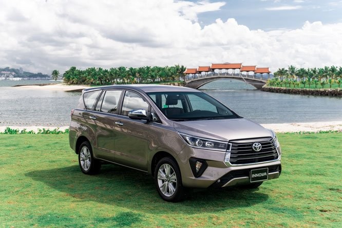 Bảng giá xe Toyota Innova mới nhất tháng 7/2023: Giá lăn bánh và thông số kĩ thuật kèm ưu đãi