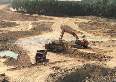 Danh sách 5 mỏ đất không qua đấu giá được tỉnh quảng Trị giao cho nhà thầu làm cao tốc Vạn Ninh - Cam Lộ