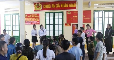 TPBank và LPBank tự ý lấy thông tin người dân để mở tài khoản ngân hàng tại Lào Cai