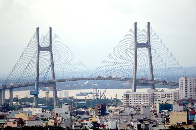 Cầu Phú Mỹ được đầu tư hình thức BT (xây dựng - chuyển giao). Ảnh: Hoàng Triều