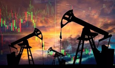 Giá dầu tăng 2% lên mức cao nhất trong 3 tháng do nguồn cung khan hiếm