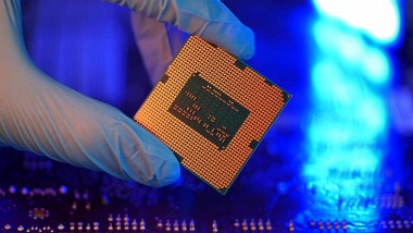 Một số nhà sản xuất chip lớn nhất thế giới đối mặt với tình trạng 'dư thừa lớn' chất bán dẫn