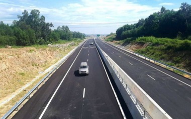 Bộ GTVT trả lời đề xuất mở rộng cao tốc Yên Bái – Lào Cai từ 2 làn lên 4 làn xe