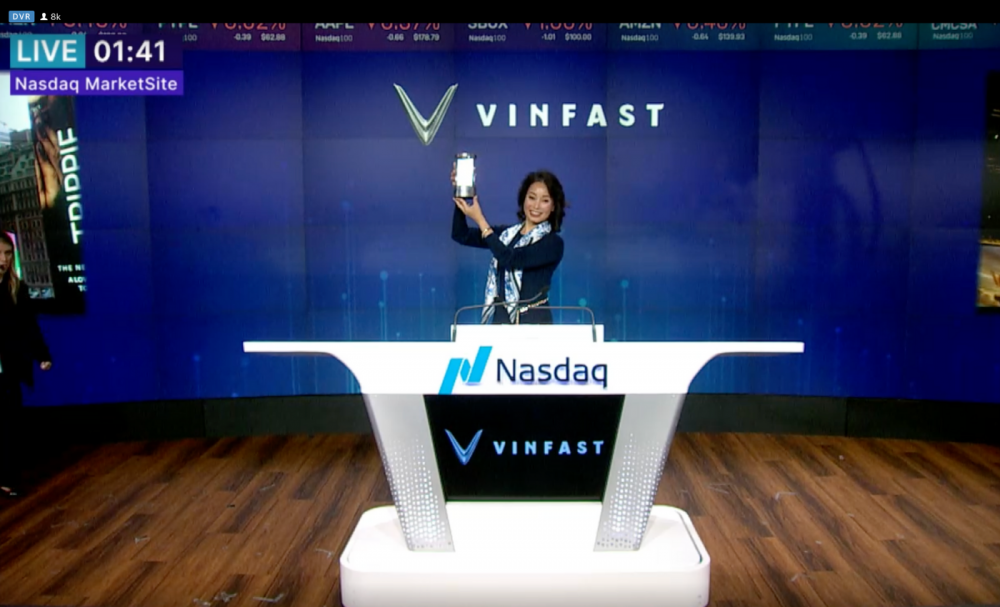 Vì sao vừa lên sàn cổ phiếu VinFast tăng mạnh tại Mỹ?