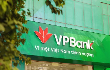 Con trai chủ tịch VPBank sẽ chi hơn nghìn tỷ mua cổ phiếu ngân hàng của bố