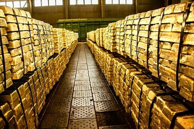 Giá vàng hôm nay: Giá vàng trong nước cao hơn thế giới đến 13 triệu đồng/lượng