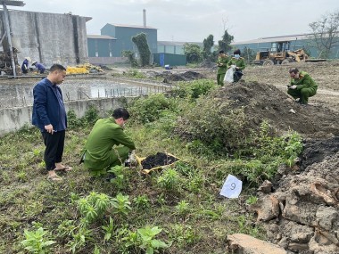 Bắc Ninh: C05 bắt quả tang Công ty Phú Lâm đổ trộm chất thải rắn trái phép, xả nước thải không đúng nơi quy định