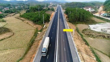 Đã bàn giao được 95,5% mặt bằng dự án cao tốc Bắc - Nam phía Đông