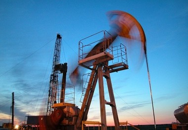 OPEC+ gia hạn cắt giảm nguồn cung dầu thô tự nguyện cho đến cuối tháng 6/2024