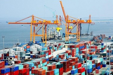Tổng trị giá xuất nhập khẩu tăng gần 40 tỷ USD