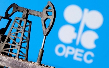 Giá dầu hồi phục trước thềm cuộc họp OPEC+