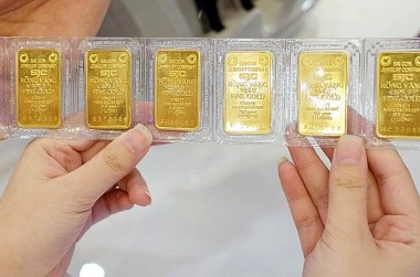 Giá vàng giảm thêm 1 triệu đồng, nhà đầu tư 'đu đỉnh' vàng 90 triệu đồng giờ ra sao?