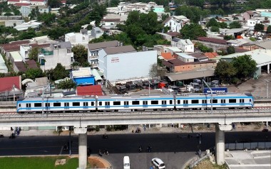 Tuyến metro số 1 tại TP HCM lùi thời gian chạy chính thức 1 tháng