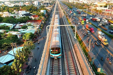 Khai thác thương mại đoạn trên cao của tuyến metro Nhổn - ga Hà Nội trước ngày 28/7/2024 quyết không lùi