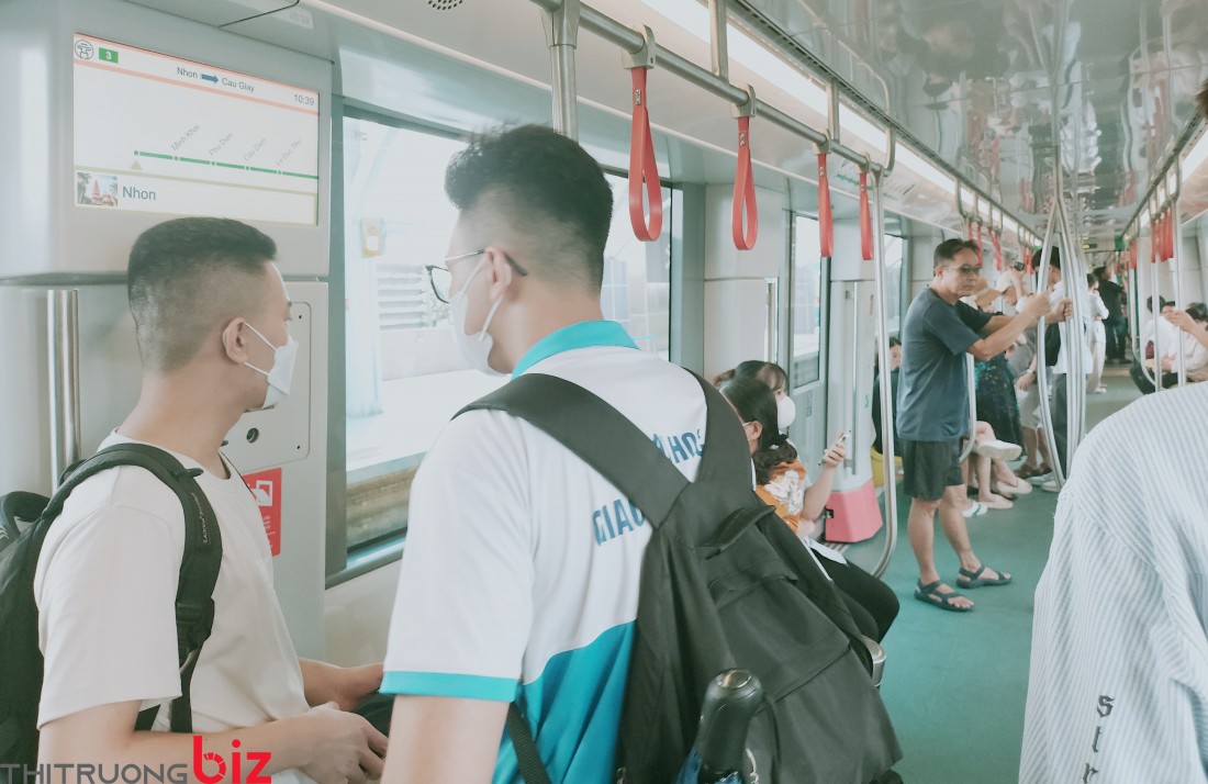 Metro Nhổn - Ga Hà Nội thu hút trăm nghìn lượt khách, trở thành điểm đến 'hot trend'