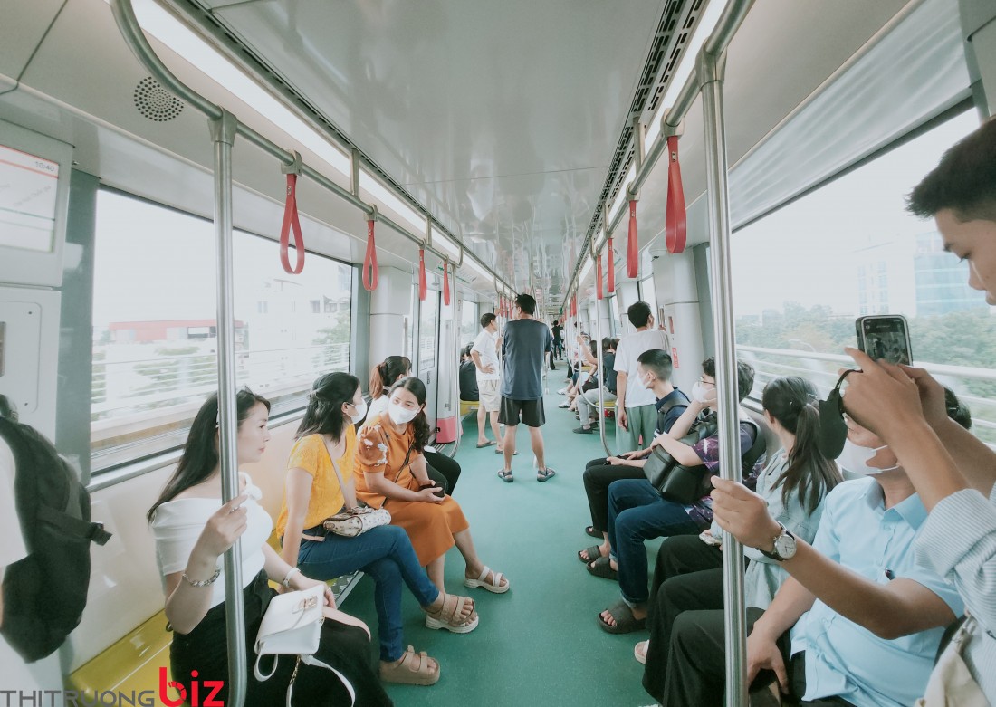 Metro Nhổn - Ga Hà Nội thu hút trăm nghìn lượt khách, trở thành điểm đến 'hot trend'