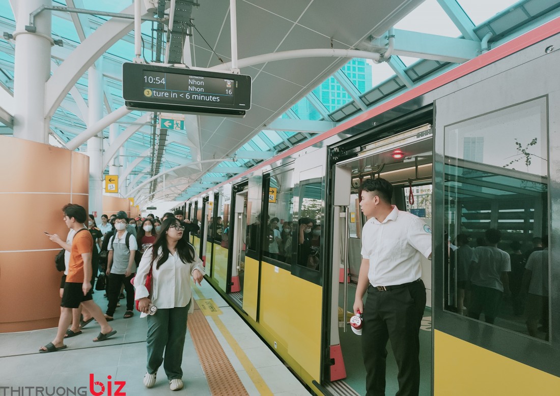 Metro Nhổn - Ga Hà Nội thu hút trăm nghìn lượt khách, trở thành điểm đến 'hot trend'