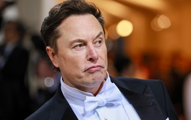 Elon Musk sẽ trở thành tỷ phú nghìn tỷ đầu tiên trên thế giới