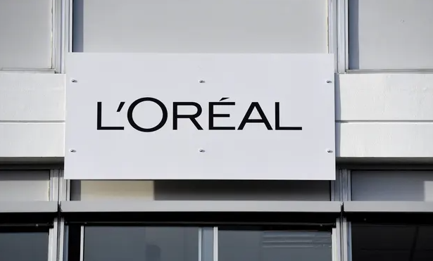 L’Oréal chi nhánh Mỹ và một số công ty khác bị khởi kiện vì bán mỹ phẩm có chứa chất độc hại. Nguồn: Guardian