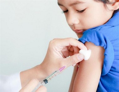 Bản tin COVID-19 sáng 20/3: Cả nước có hơn 3.600 ca bệnh nặng; nghiên cứu tiêm vaccine COVID cho trẻ từ 3 - 5 tuổi