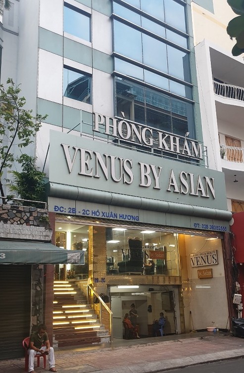 Sau khi bị xử phạt, thẩm mỹ viện quốc tế Venus tại địa chỉ số 2B-2C Hồ Xuân Hương, phường Võ Thị Sáu đã đổi biển hiệu thành Phòng khám Venus by Asian.
