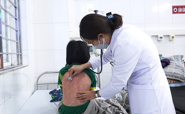 Hai cháu bé ở Quảng Ninh mắc hội chứng MIS-C hiếm gặp/hậu COVID-19. Ảnh: Sức khỏe và Đời sống