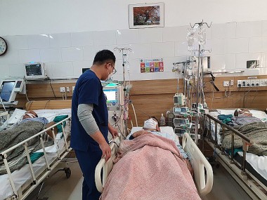 Từ vụ nhiễm độc methanol tại Bắc Ninh: Nguy cơ ngộ độc Methanol và cách phòng tránh