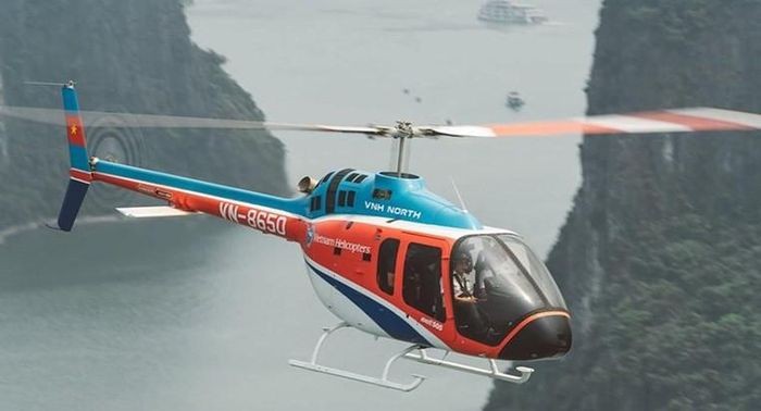 Dịch vụ ngắm cảnh trên cao bằng trực thăng sẽ tạm dừng đến khi có thông báo mới. Ảnh: Baochinhphu.vn