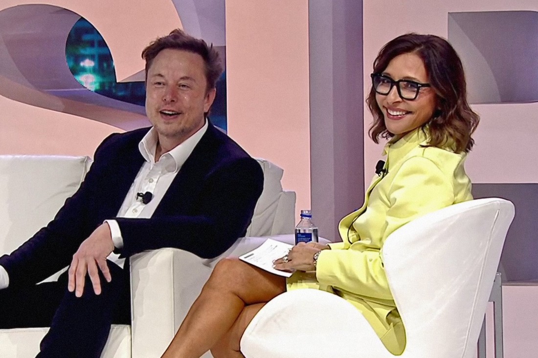 Bà Linda Yaccarino và CEO Twitter Elon Musk tại sự kiện POSSIBLE Miami Event 2023 hồi tháng 4. Ảnh: Ad Age