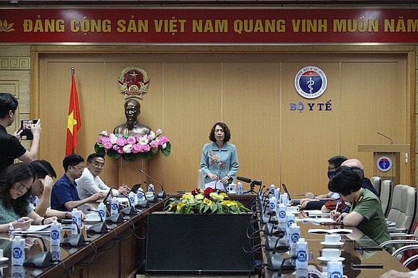 Thứ trưởng Bộ Y tế Nguyễn Thị Liên Hương chủ trì hội nghị. Ảnh: Vietnamnet
