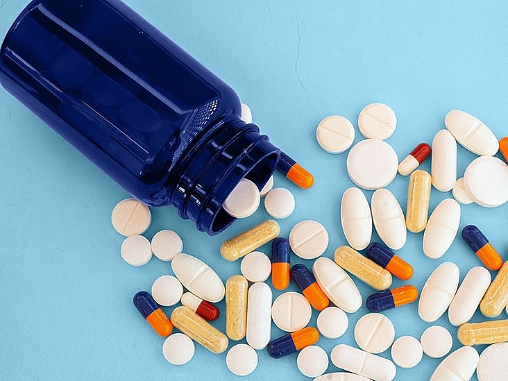 Tháo gỡ tình trạng thiếu thuốc, Bộ Y tế gia hạn lưu hành thêm 133 loại thuốc. Ảnh minh họa