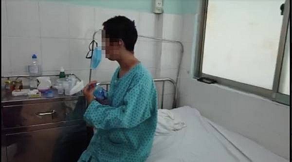 Bệnh nhân được điều trị tại Bệnh viện Da liễu TP HCM. Ảnh: Infornet.vn