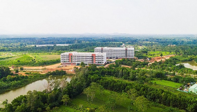 Dự án Đại học Quốc gia Hà Nội tại Hòa Lạc đã chậm tiến độ nhiều năm nay. Ảnh: Thông tin Chính phủ