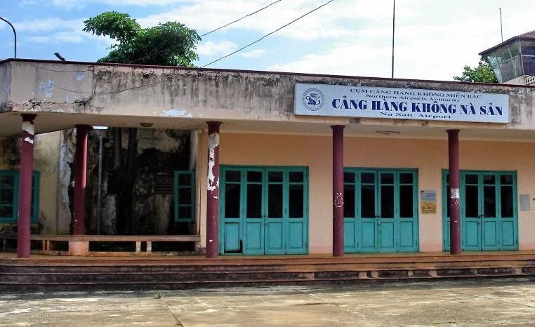Sân bay Nà Sản trên địa bàn tỉnh Sơn La nhiều lần đóng cửa vì ít khách. 