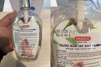 Nghi vấn sản phẩm nước rửa tay sát khuẩn Kazoku tại sân bay Nội Bài là nước lã?
