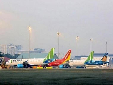 Cục Hàng không Việt Nam yêu cầu các hãng hàng không dừng bán vé đường bay nội địa