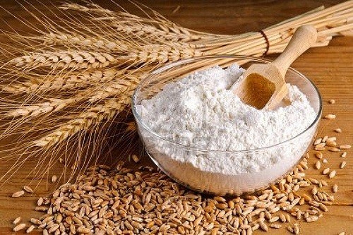 Cứ trong 100gr màng cám gạo sẽ chứa 12g protein, 22g lipid, 40g glucid, 0,96mg vitamin B1, vitamin B2, B6, vitamin E, niacin, biotin…