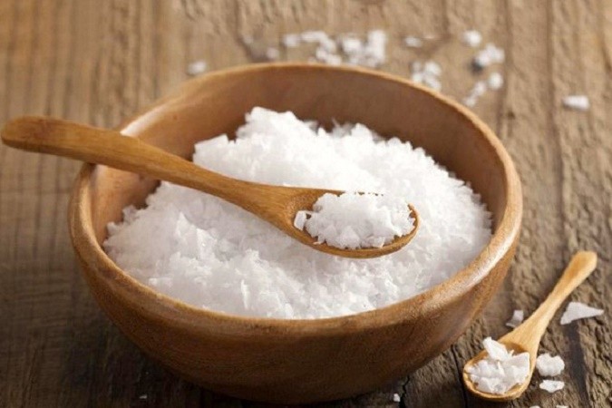 Người Việt đang tiêu thụ gần gấp đôi lượng muối được khuyến cáo. Ảnh minh họa