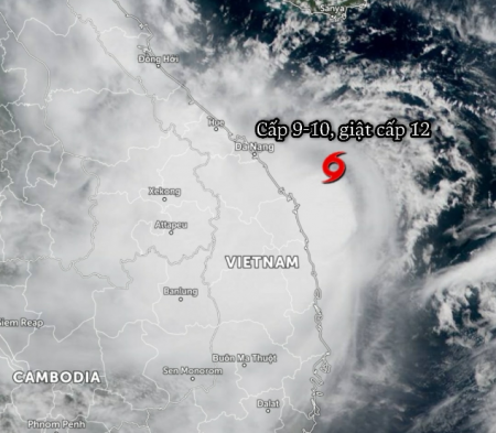 Bản tin bão chiều 11/9: Tâm bão số 5 rất gần đất liền, cách bờ biển Quảng Trị-Quảng Ngãi 140km