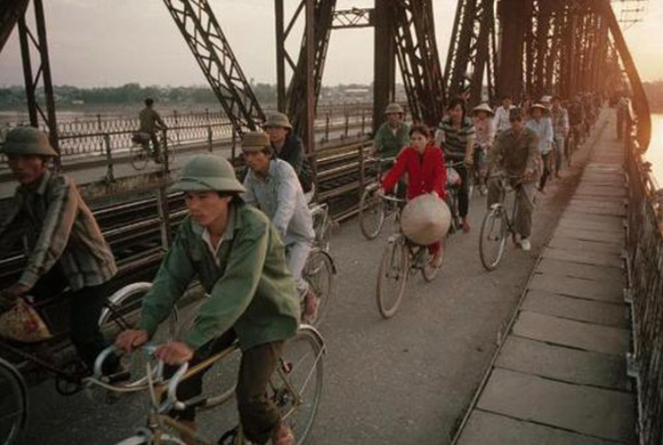Xe đạp một thời từng là phương tiện di chuyển chính ở Hà Nội