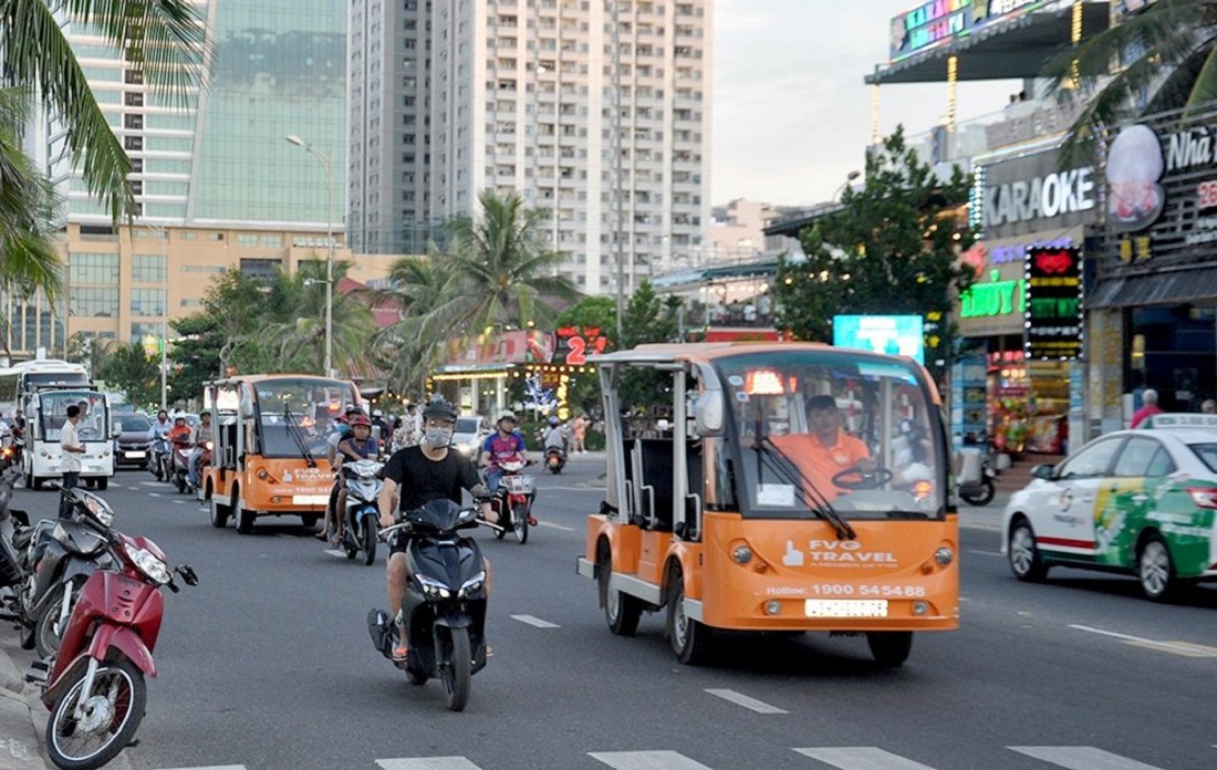 Đà Nẵng: Chấn chỉnh hoạt động bát nháo của xe điện