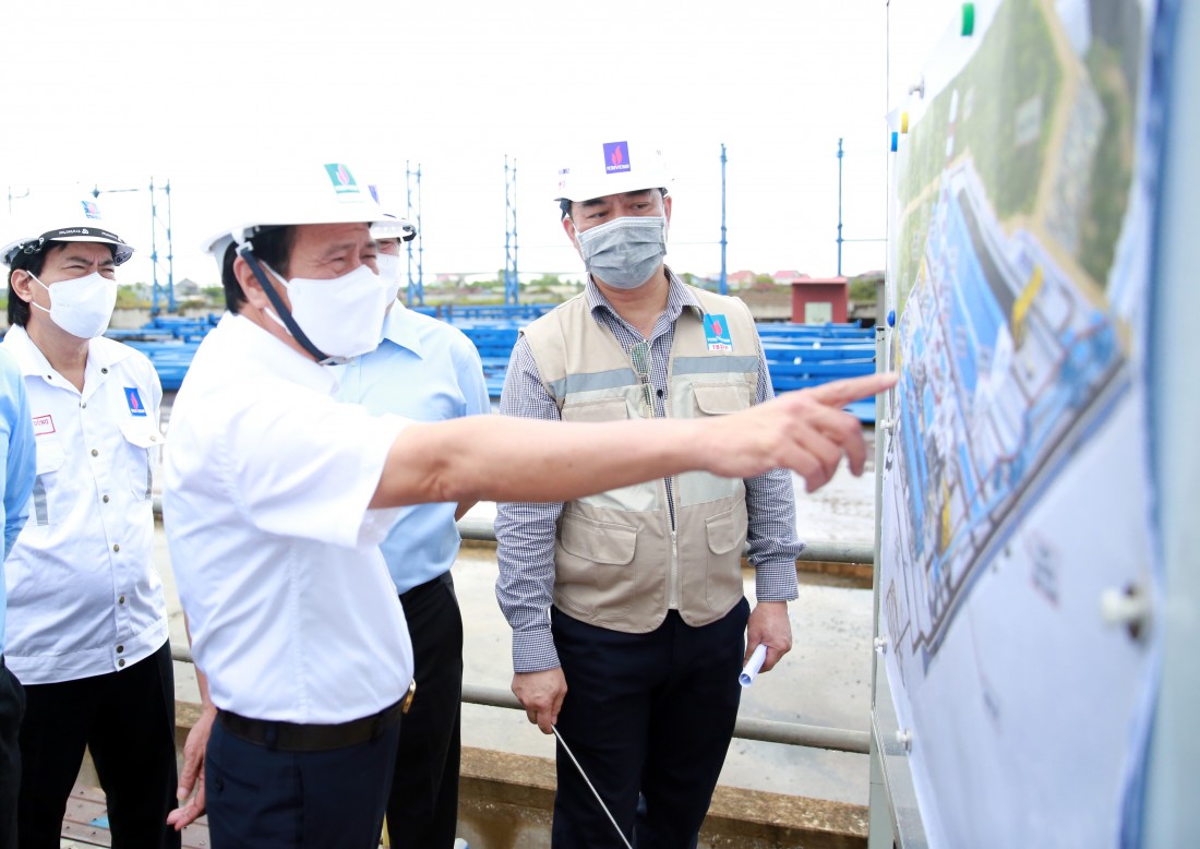 Trong vòng 5 tháng qua, Phó Thủ tướng Lê Văn Thành đã 3 lần đi kiểm tra thực địa, giao ban về tiến độ dự án - Ảnh: VGP/Đức Tuân