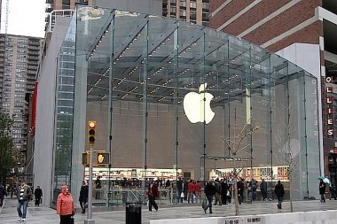 Apple đạt vốn hóa thị trường 3 nghìn tỉ USD